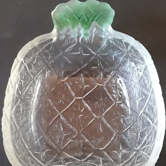 VINTAGE KIG INDONESIA PINEAPPLE GLASS DISH - FOR TRINKETS - CANDIES - ANYTHING - Picture 1 of 6